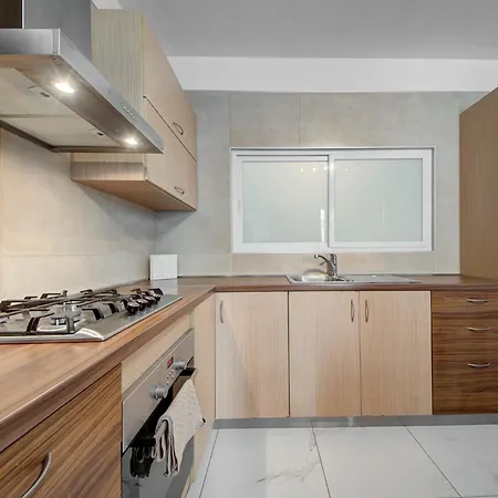 Lovely Homey 1br In Msida Close To Valletta By 360 Estates * Tal-Hriereb