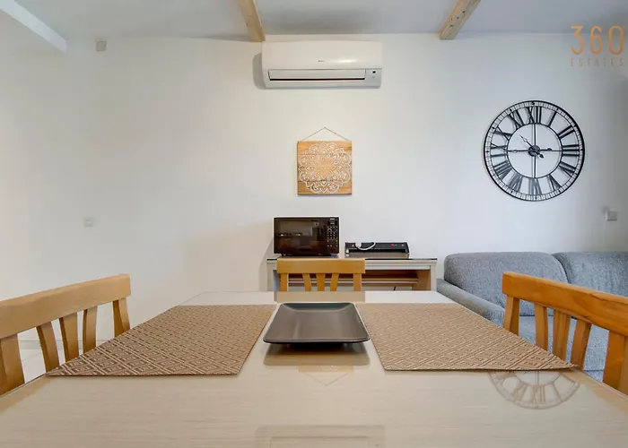 Apartment Lovely Homey 1br In Msida Close To Valletta By 360 Estates